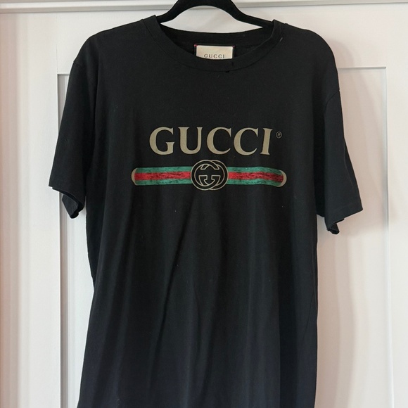 Limited edition GUCCI tshirt - small - Picture 1 of 4